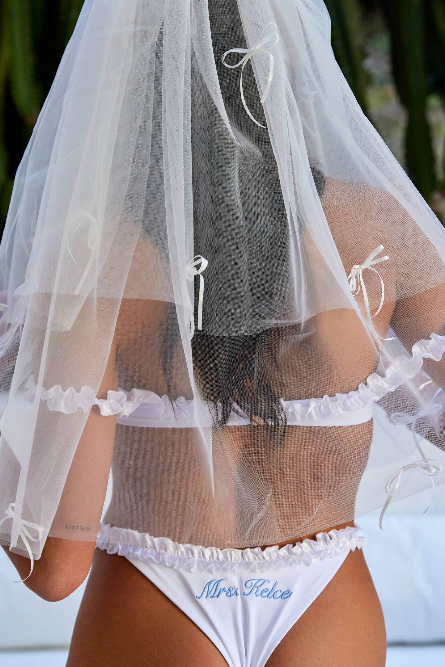 Belle Bow Veil - Image 4